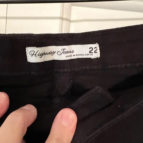 Highway Jeans Women's Black Distressed Denim Daisy Dukes Shorts NWT 22 #1845 - Picture 2 of 7